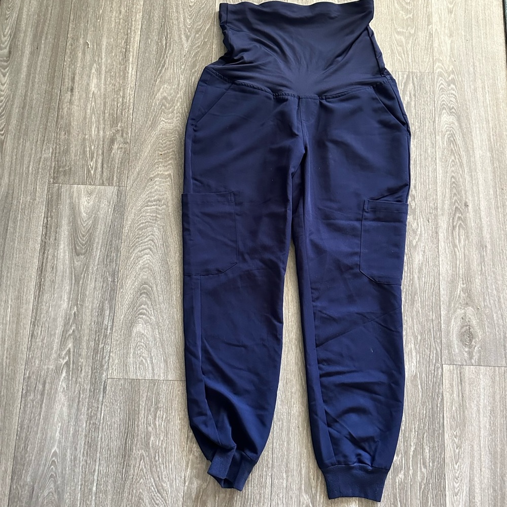 Mandala maternity jogger scrubs